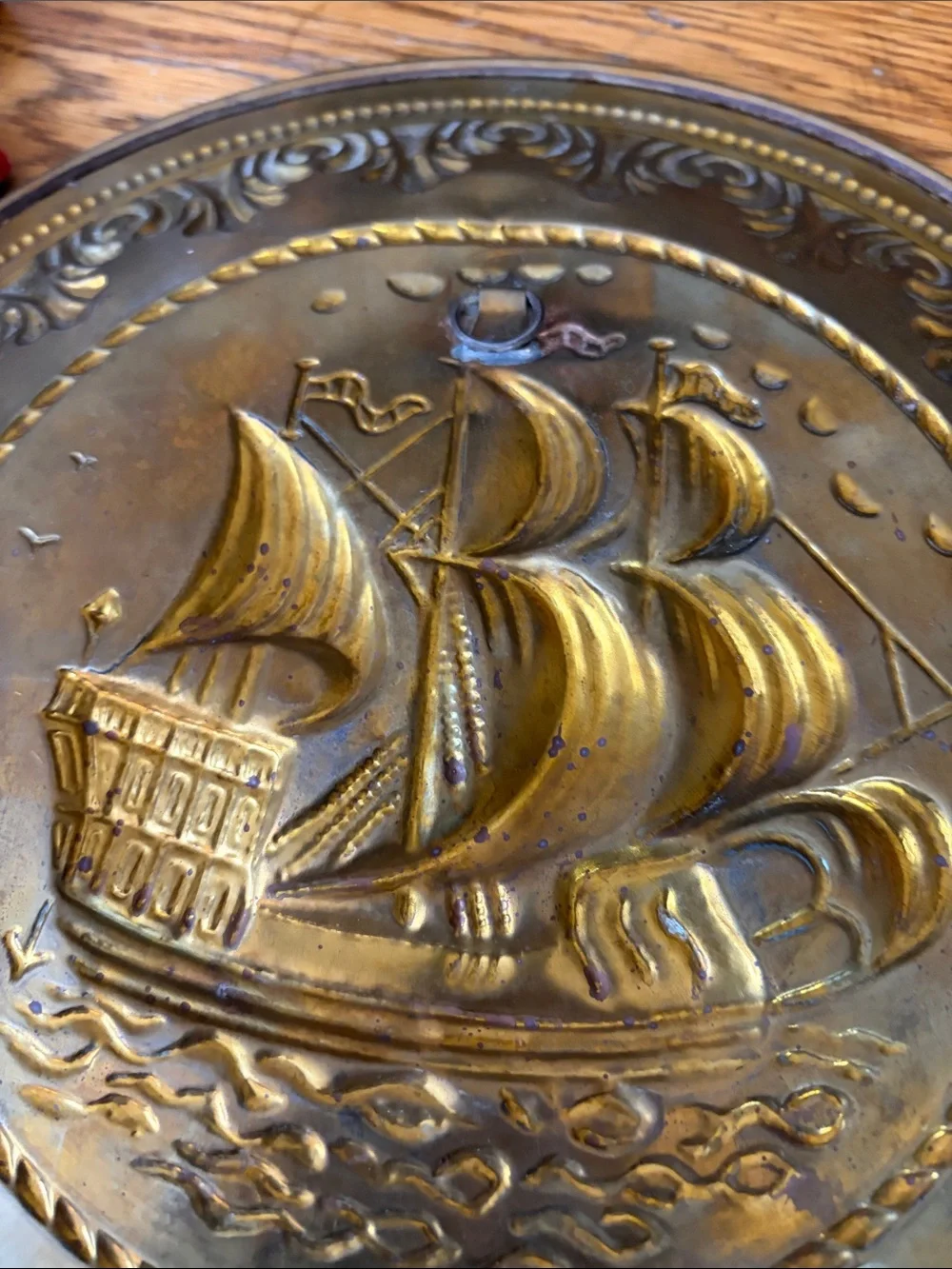 Vintage Brass Wall Hanging Plates Set of 3 - Nautical Ship, Tavern & Spinning Wh